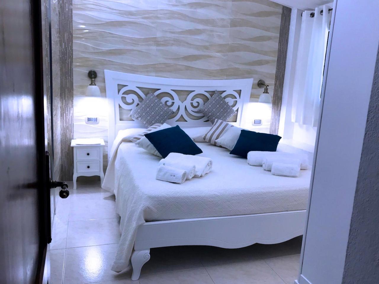 Villa Mica Ла-Маддалена Екстер'єр фото